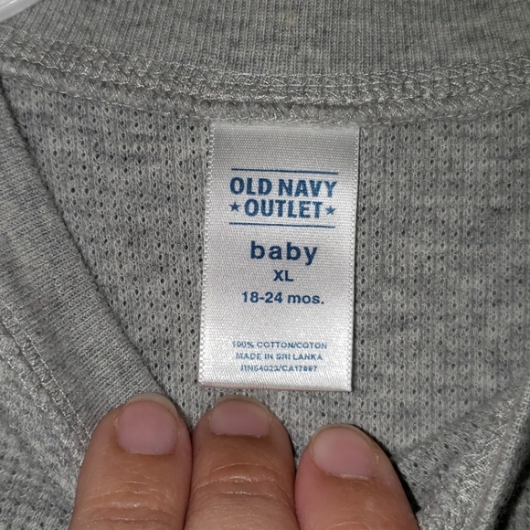 🔷️$8/ea OR 3/$20🔷Like New! Thermal Henley Onesie - Picture 6 of 7